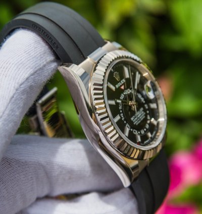 Rolex Sky-dweller Unworn 2023 Sky-dweller 42mm 336239 Black Dial
