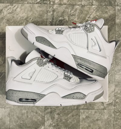 Jordan 4 Retro White Oreo 2021