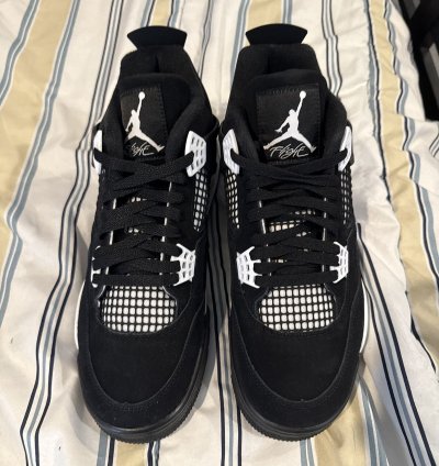 Jordan 4 Retro White Thunder