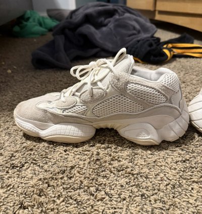 Yeezy 500 Bone