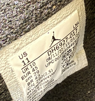 Jordan 4 Thunder