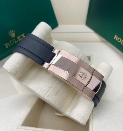 Rolex Sky-dweller Unworn Sky Dweller 326235 Rose Gold 42mm Chocolate Dial Oysterflex Rubber
