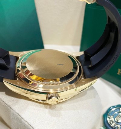 Rolex Sky-dweller Unworn Sky Dweller 326238 42mm Yellow Gold Black Dial Oysterflex Rubber Bracelet