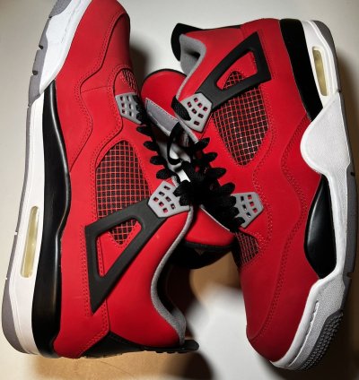 Jordan 4 Toro Bravo