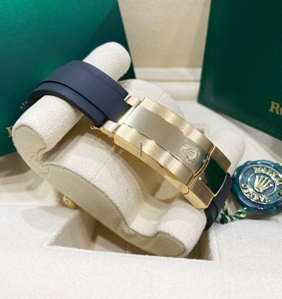 Rolex Sky-dweller Unworn Sky Dweller 326238 42mm Yellow Gold Black Dial Oysterflex Rubber Bracelet