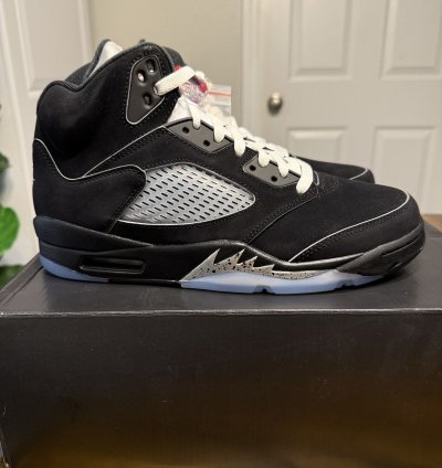 Jordan 5 Black Metallic 2025