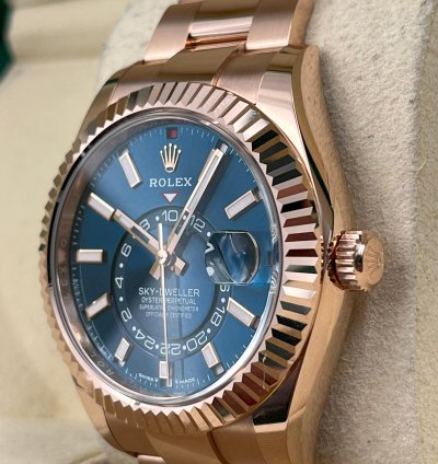 Rolex Sky-dweller Unworn Sky-dweller 42mm Blue Dial Rose Gold Oyster Bracelet 336935 Box Papers 2024