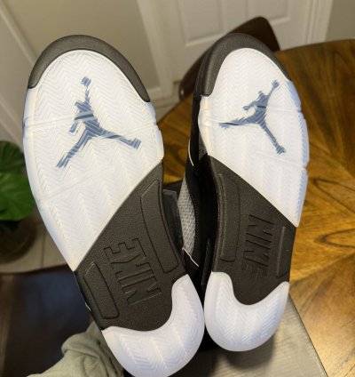 Jordan 5 Black Metallic 2025