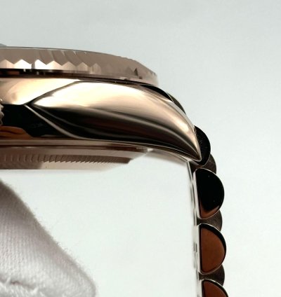 Rolex Sky-dweller Unworn Sky-dweller 42mm Chocolate Dial Rose Gold Jubilee Bracelet 336935 Box Papers 2024