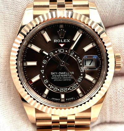 Rolex Sky-dweller Unworn Sky-dweller 42mm Chocolate Dial Rose Gold Jubilee Bracelet 336935 Box Papers 2024