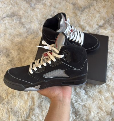 Jordan 5 Black Metallic Reimagined