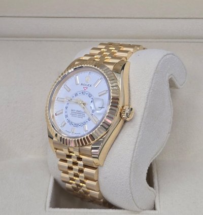 Rolex Sky-dweller White