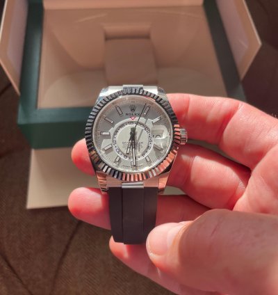 Rolex Sky-dweller White Gold Oysterflex Full Set Unworn 2023 Stunning
