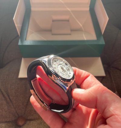 Rolex Sky-dweller White Gold Oysterflex Full Set Unworn 2023 Stunning