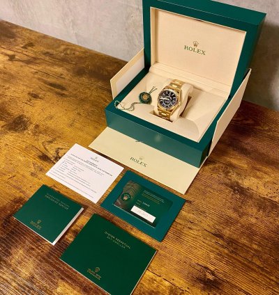 Rolex Sky-dweller Yellow Gold