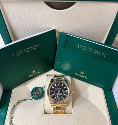 Rolex Sky-dweller Yellow Gold Black Dial 42mm 326938