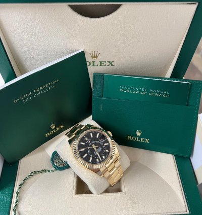 Rolex Sky-dweller Yellow Gold Black Dial 42mm 326938