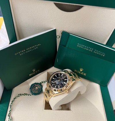 Rolex Sky-dweller Yellow Gold Black Dial 42mm 326938