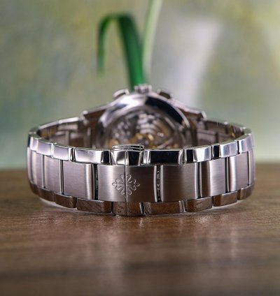Patek Philippe Annual Calendar Chronograph Flyback Chronograph Annual Calendar Ref 5905 1a Olive Green Dial Full Set 2024