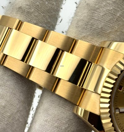 Rolex Sky-dweller Yellow Gold Champagne Dial Oyster Bracelet 336938 Unworn 2024
