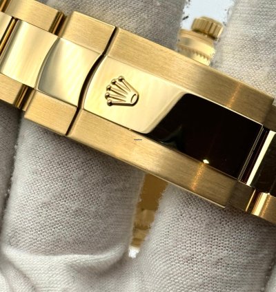 Rolex Sky-dweller Yellow Gold Champagne Dial Oyster Bracelet 336938 Unworn 2024