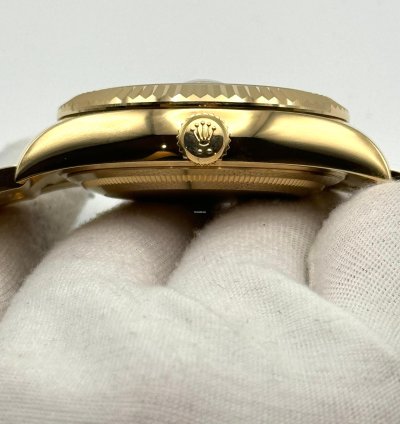 Rolex Sky-dweller Yellow Gold Champagne Dial Oyster Bracelet 336938 Unworn 2024