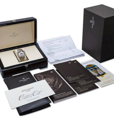 Patek Philippe Annual Calendar Chronograph Ref 5960-1a-001 Box Papers Bj-2015 Service Dec 2024