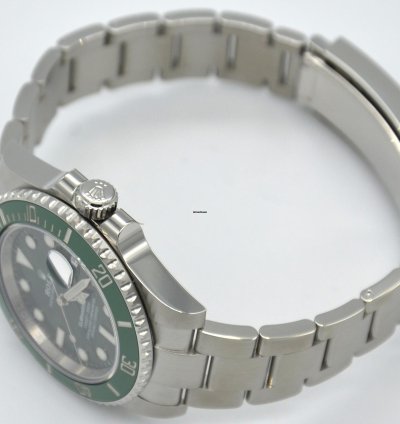 Rolex Submariner Date 116610lv Hulk Green Dial new Style Green Warranty Card
