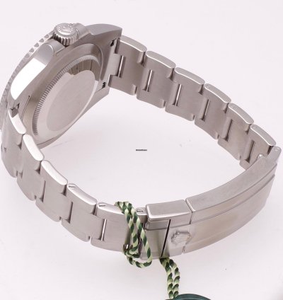 Rolex Submariner Date 116610lv Hulk New Unworn 2109
