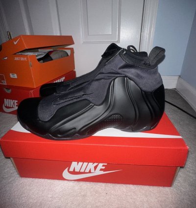 Nike Air Flightposite Triple Black Size 11 Like New