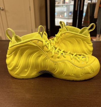 Nike Air Foamposite Pro Volt