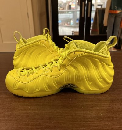 Nike Air Foamposite Pro Volt