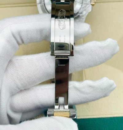 Rolex Submariner Date 126613lb 41mm Date Steel Yellow Gold Two Tone Blue Bezel Blue Dial 2023