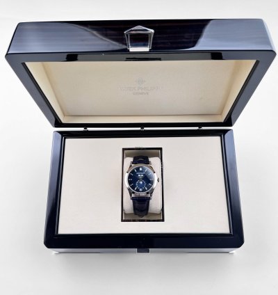 Patek Philippe Annual Calendar Complications 5396g-017 Annual Calendar Moon Phases White Gold Blue Dial 2024