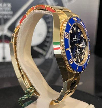 Rolex Submariner Date 126618lb - New 2021 - Mai Indossato