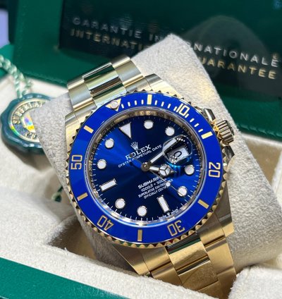 Rolex Submariner Date 126618lb Submariner Date 41mm Yellow Gold Blue Dial Oyster