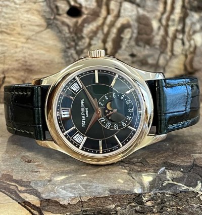 Patek Philippe Annual Calendar Full Set 2022 - Ref 5205r-011