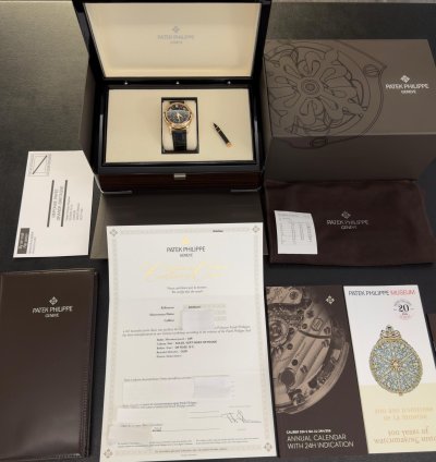 Patek Philippe Annual Calendar Full Set 2022 - Ref 5205r-011