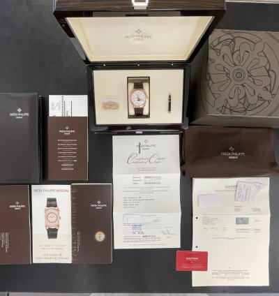 Patek Philippe Annual Calendar Jahreskalender - Ref 5396r-011 - Full-set 2013 Service 2020