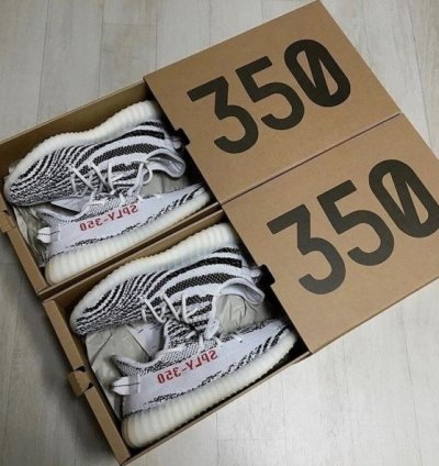 Adidas Yeezy 350 Boost V2 Zebra Sneakers Semi Ua