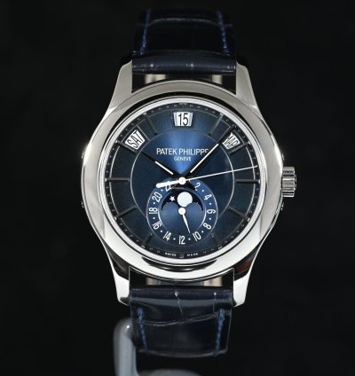 Patek Philippe Annual Calendar Moon Phases Ref 5205g Complications Self Winding Oro Bianco Ref 5205g