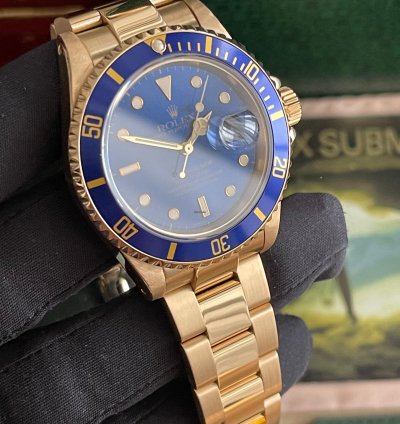 Rolex Submariner Date 16618 Series Full Collectors Set Nos
