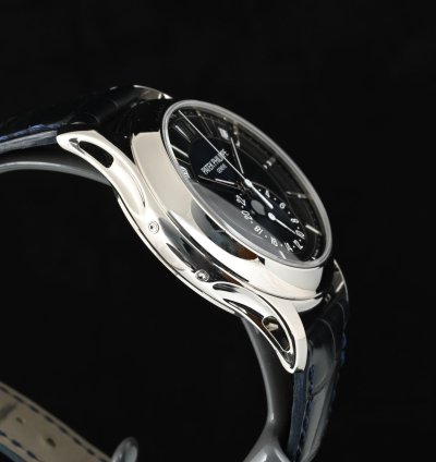 Patek Philippe Annual Calendar Moon Phases Ref 5205g Complications Self Winding Oro Bianco Ref 5205g