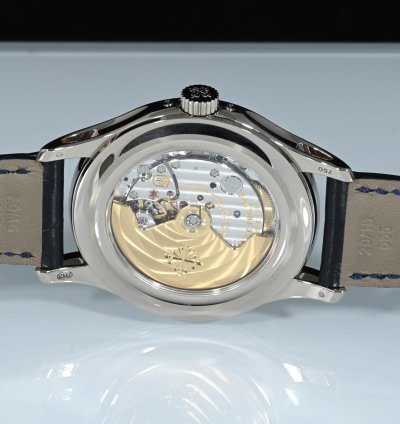 Patek Philippe Annual Calendar Moon Phases Ref 5205g Complications Self Winding Oro Bianco Ref 5205g