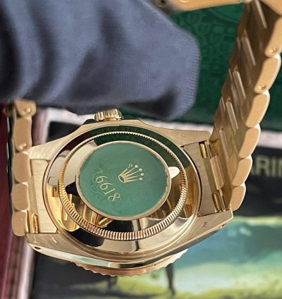 Rolex Submariner Date 16618 Series Full Collectors Set Nos