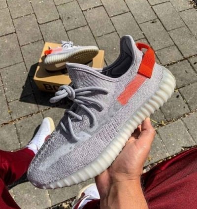 Adidas Yeezy 350 V2 Tail Light Sneakers Semi Ua