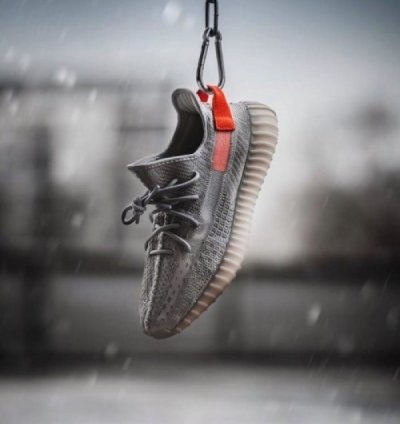 Adidas Yeezy 350 V2 Tail Light Sneakers Semi Ua