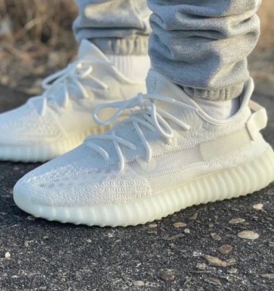 Adidas Yeezy Boost 350 V2 Bone Sneakers Semi Ua