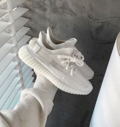 Adidas Yeezy Boost 350 V2 Bone Sneakers Semi Ua