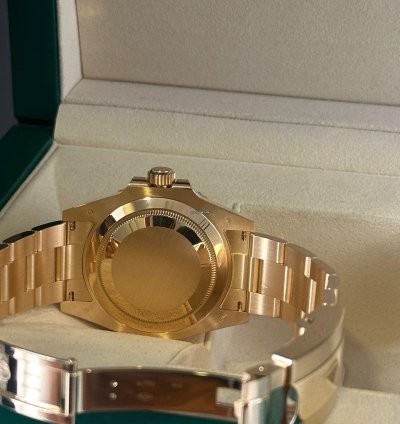 Rolex Submariner Date 18k Yellow Gold - Submariner Date - 2022 - 126618lb